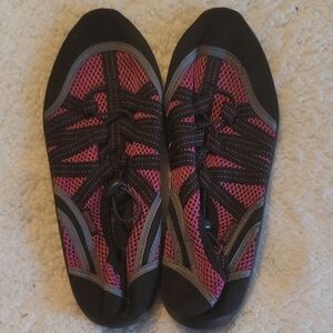 Women's Pink and Black Athletic Shoes